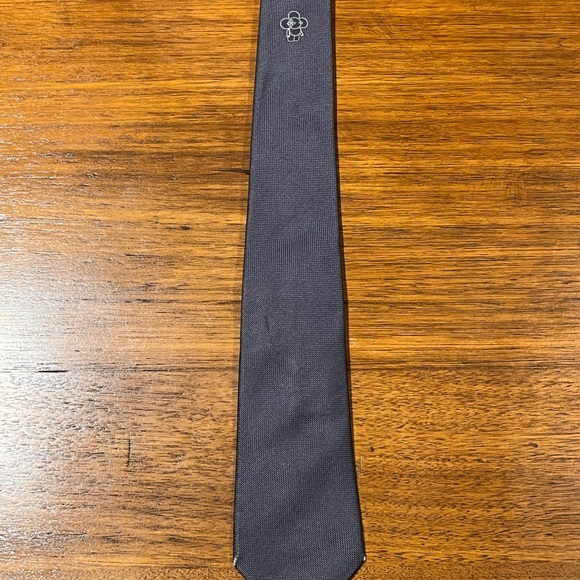 Louis Vuitton Tie - Picture 5 of 7